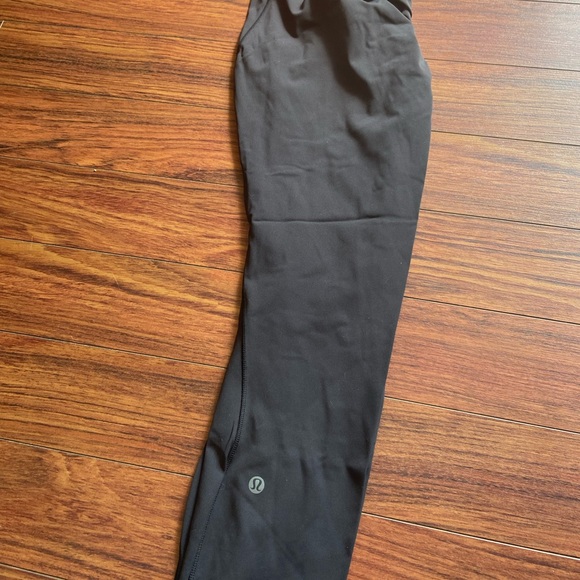 Selling these lulus had them for a while but just never worn them - Picture 3 of 4